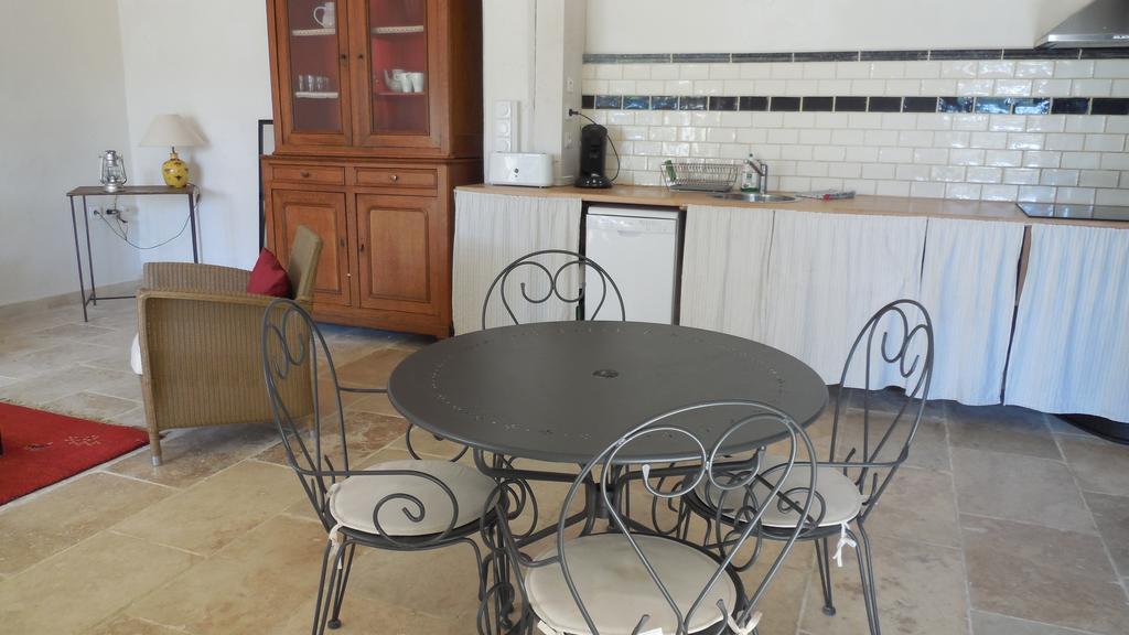 Villa Domaine De Rochegude Avignon Zimmer foto